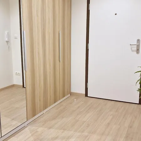 Two Check In -b Apartment *