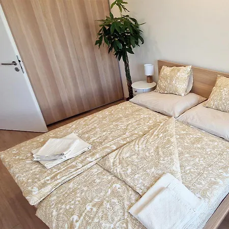 Two Check In -b Bratislava